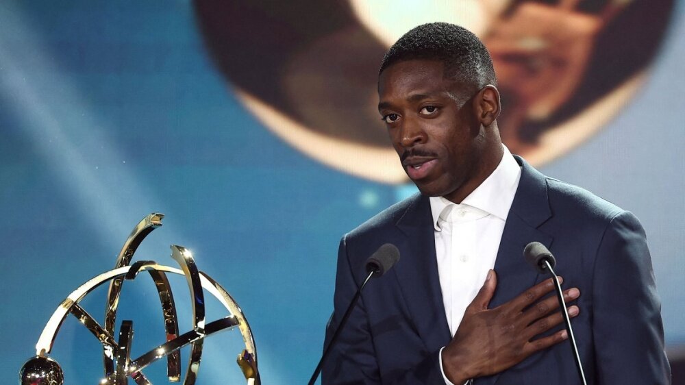 عثمان ديمبيلي يتألق ويفوز بجائزة أفضل لاعب في الدوري الفرنسي بعد موسم استثنائي مع باريس سان جرمان
