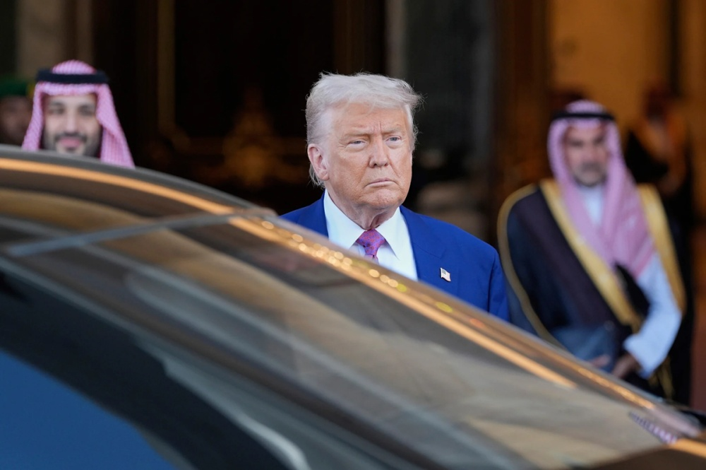 لقاء تاريخي في الرياض: ترامب والشرع يبحثان مستقبل سوريا بعد رفع العقوبات
