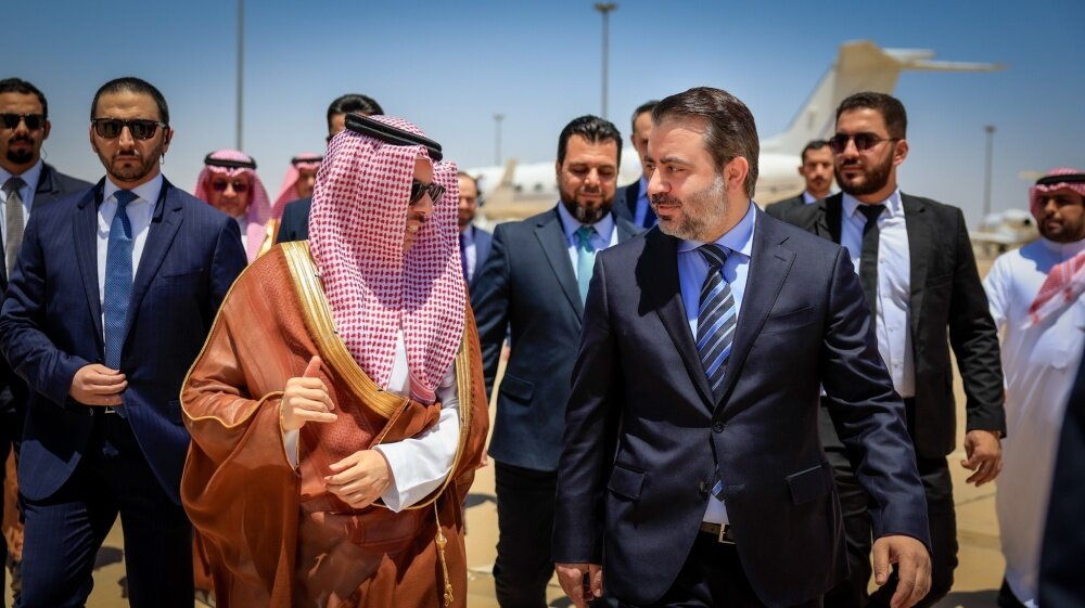 زيارة تاريخية: وزير الخارجية السعودي في دمشق لبحث دعم الاقتصاد ورفع العقوبات