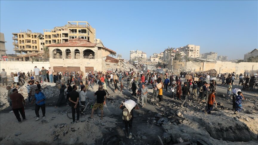 مجزرة في غزة: قصف إسرائيلي يودي بحياة 51 شخصًا أثناء انتظارهم المساعدات في خانيونس
