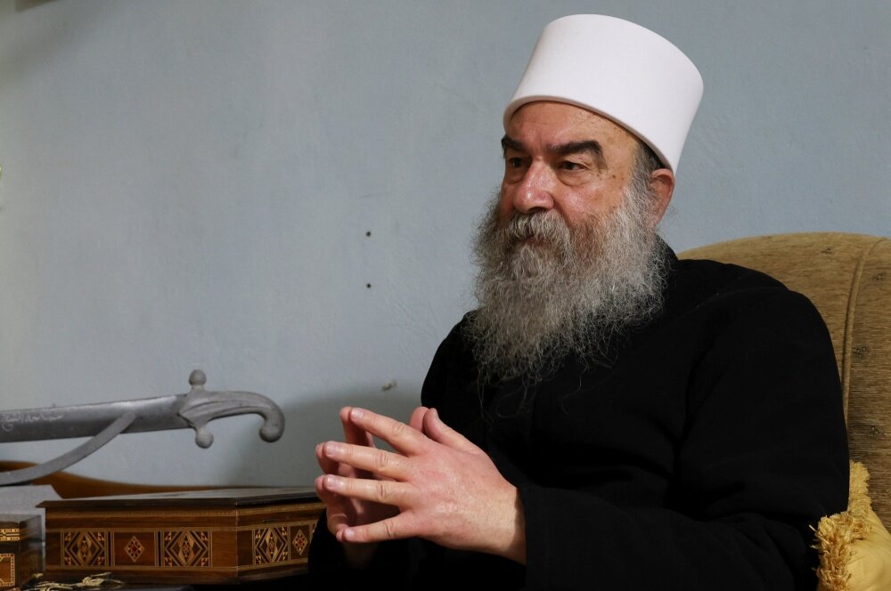 شيخ عقل الدروز يوجه نداءً عاجلاً للمجتمع الدولي لحماية الدروز في سوريا ويتهم الحكومة بالتواطؤ