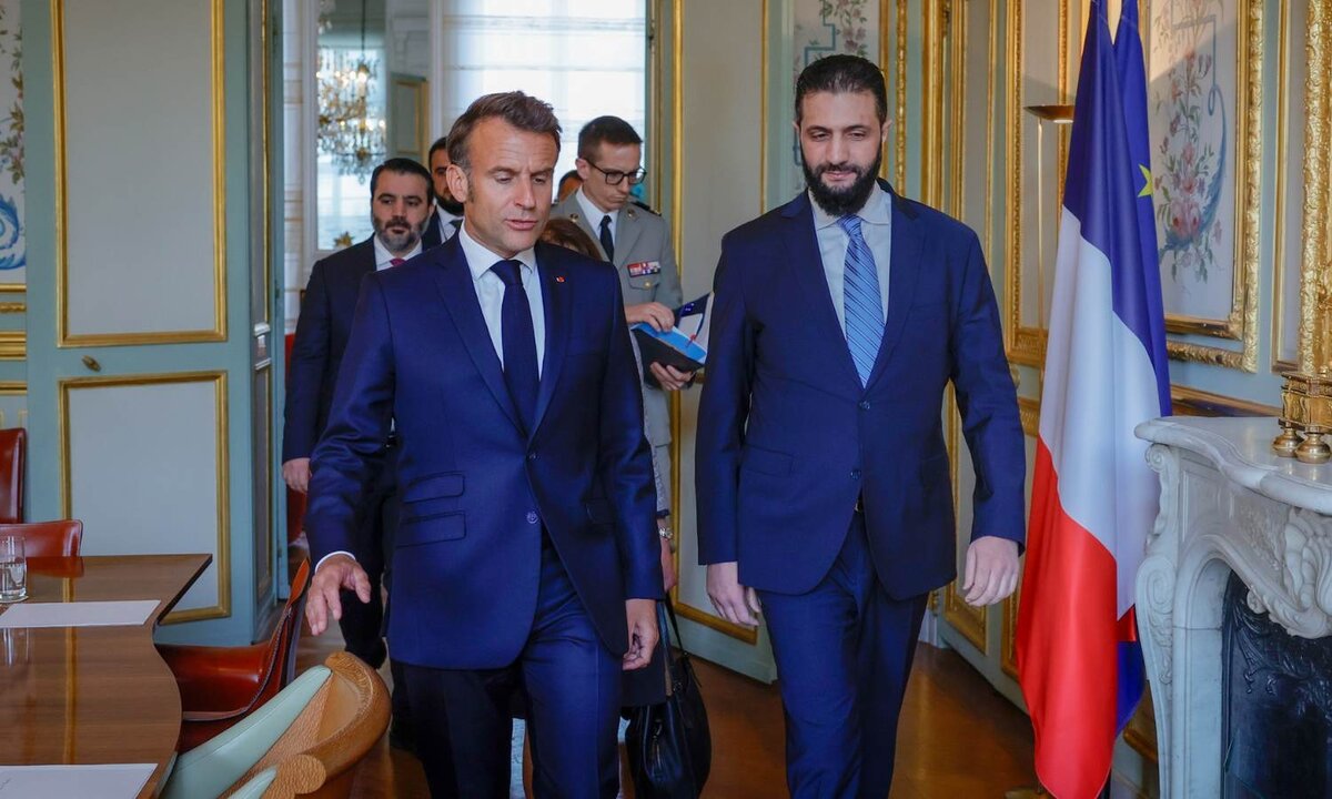 زيارة الشرع إلى فرنسا: هل تفتح باريس الأبواب أمام انفتاح أوروبي على دمشق؟