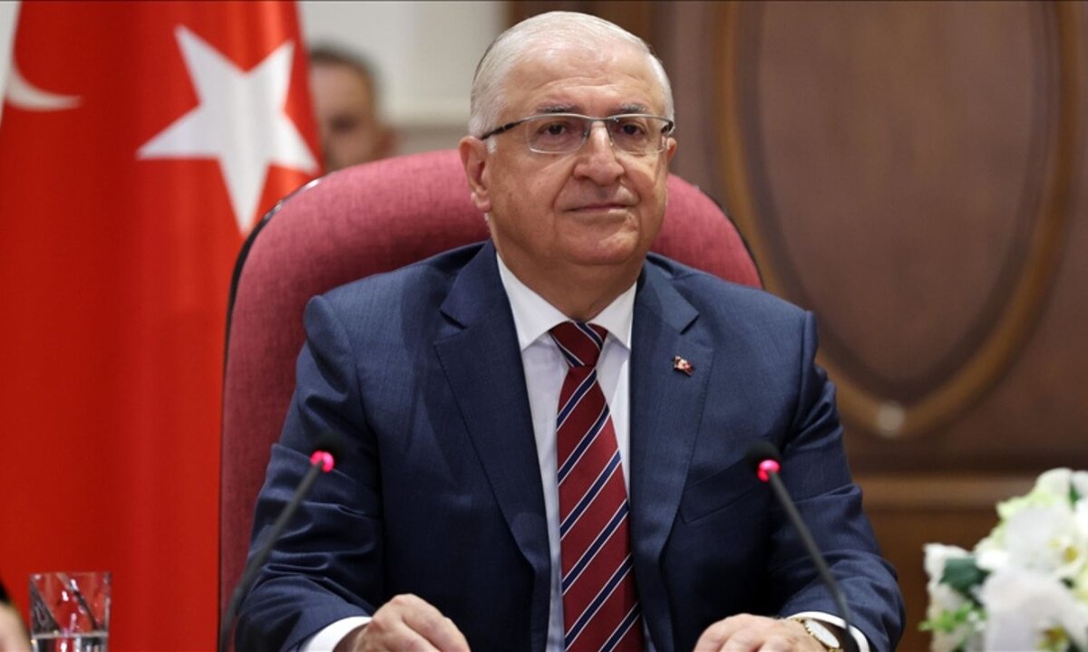 وزير الدفاع التركي: لا نية لانسحاب قواتنا من سوريا قبل تحقيق الاستقرار والقضاء على الإرهاب