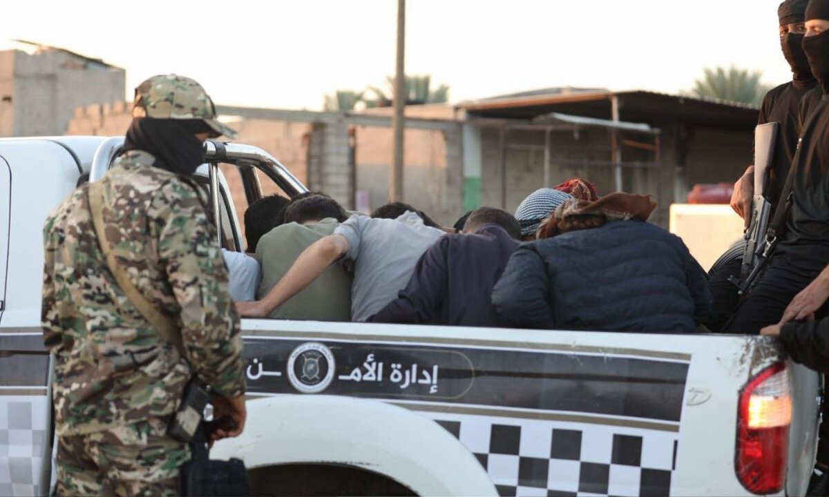 دير الزور: الأمن الداخلي يكشف نتائج حملته الأمنية ضد فلول النظام وتجار المخدرات