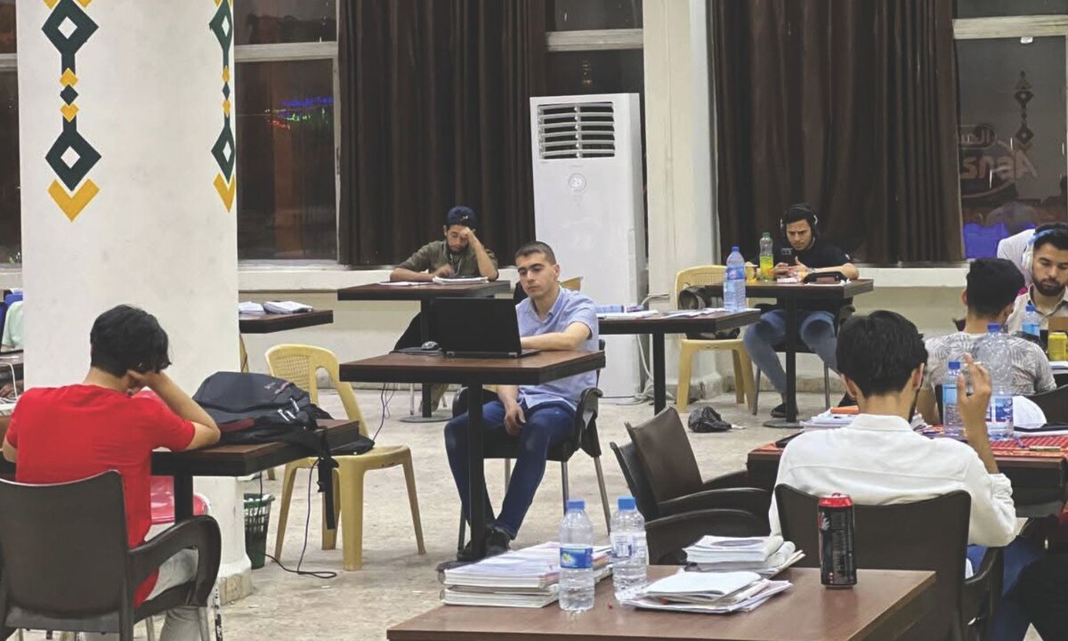 المدينة الجامعية بدمشق: فسحة أمل وتحديات تواجه طلاب سوريا بعد سنوات الحرب
