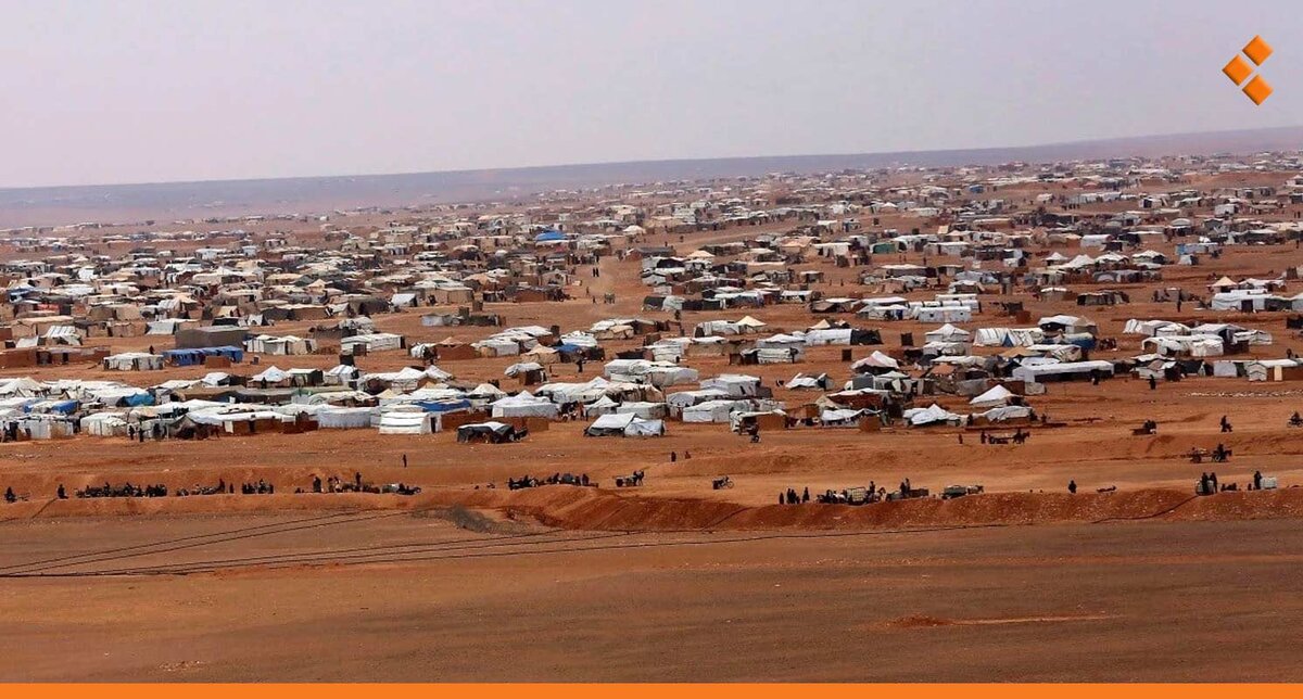 إغلاق مخيم الركبان: نهاية "مثلث الموت" وعودة النازحين إلى ديارهم