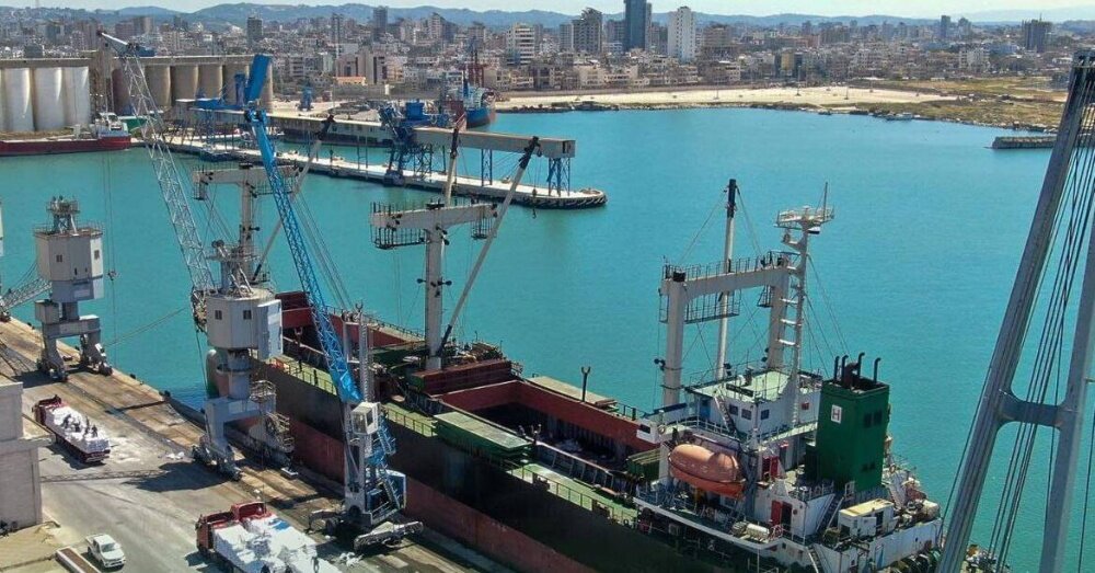 بعد توقف دام عقدًا: إعادة إطلاق خط الشحن البحري بين طرطوس ومرسين لتعزيز التبادل التجاري