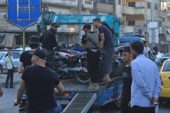 حمص تحذو حذو دمشق: إجراءات مشددة للحد من انتشار الدراجات النارية في شوارع المدينة