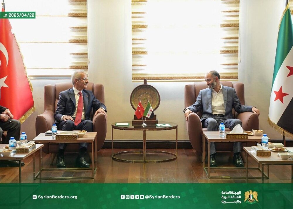 تركيا تعرض خطة شاملة لتطوير النقل والمواصلات في سوريا: تحديث المطارات والسكك الحديدية والموانئ