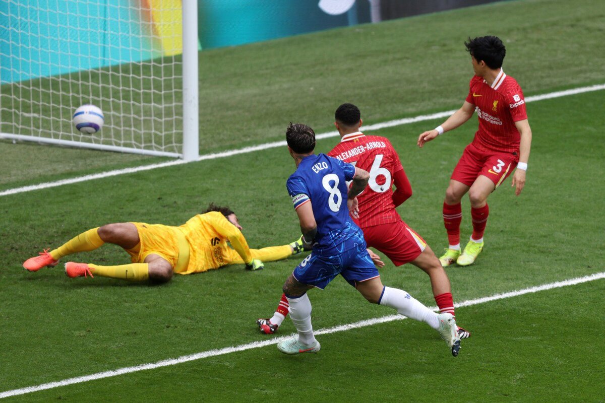 تشيلسي يقلب الطاولة على ليفربول ويعزز آماله في دوري الأبطال.. نتائج مثيرة في الدوري الإنجليزي