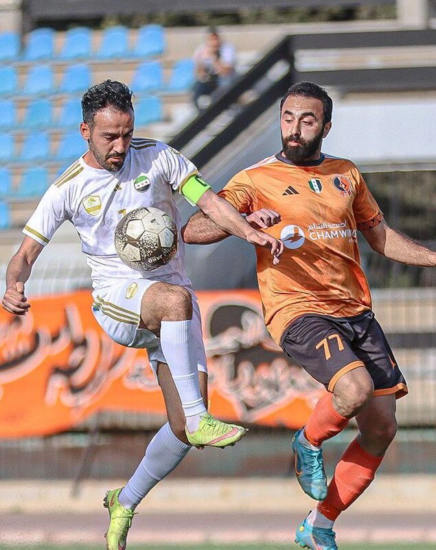 بعشرة لاعبين.. الوحدة يتألق ويهزم الوثبة ويضرب موعداً مع الجيش في نهائي دورة دمشق!
