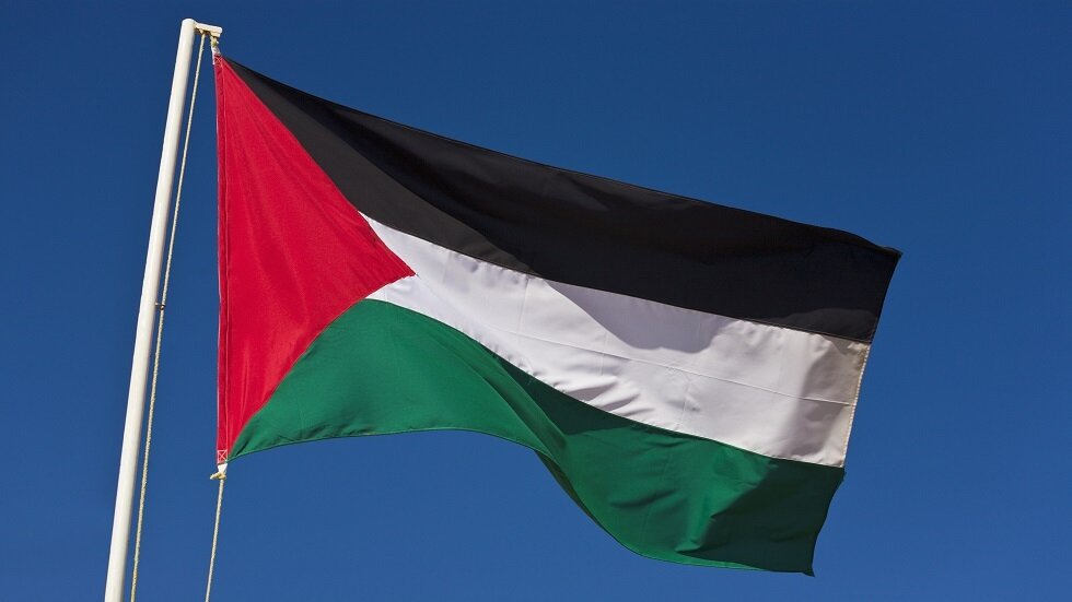 فلسطين ترحب بقرار ترامب رفع العقوبات عن سوريا وتأمل في استعادة دورها
