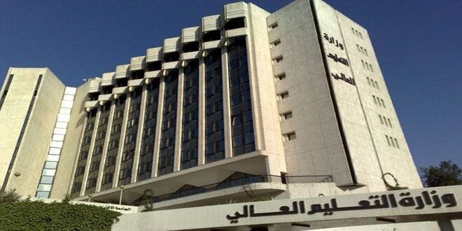 تمديد فترة التقديم لمفاضلة كليات الطب والدراسات العليا في سوريا حتى 12 أيار