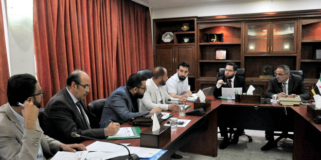 وزيرا الزراعة والتنمية الإدارية يبحثان إعادة هيكلة وزارة الزراعة لتحسين الأداء