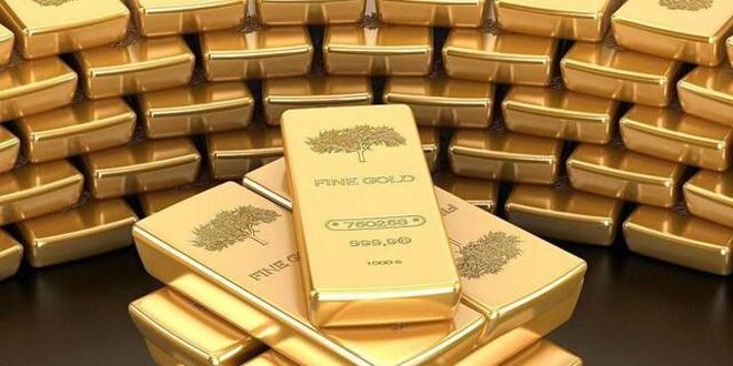 الذهب يرتفع مدفوعاً بضعف الدولار وتوترات الشرق الأوسط