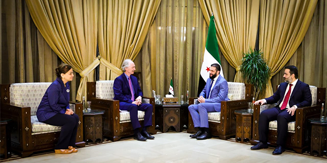 الرئيس الشرع يبحث مع بيدرسون آخر مستجدات الأوضاع في سوريا