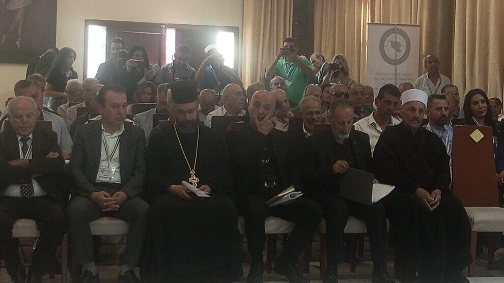 مؤتمر السويداء العام: سياسيون وناشطون يبحثون عن حلول للمحافظة وعلاقتها بالحكومة السورية