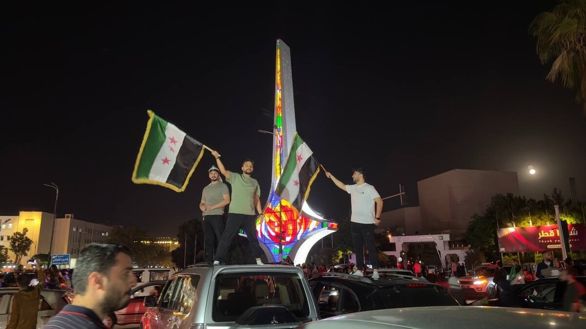 هل تلوح في الأفق فرصة اقتصادية جديدة لسوريا؟ رفع العقوبات يثير الآمال والتحديات