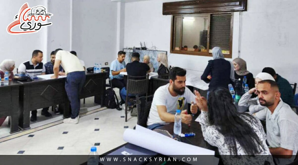 شباب دير الزور يطالبون بتمكينهم في صنع القرار: رؤى وتحديات