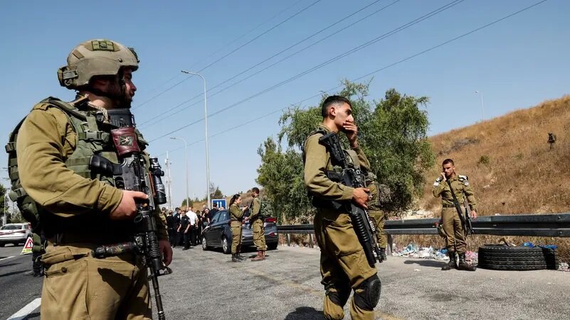 إسرائيل تسحب لواء المظليين من سوريا وتستبدله بقوات احتياط استعدادًا لعمليات في غزة