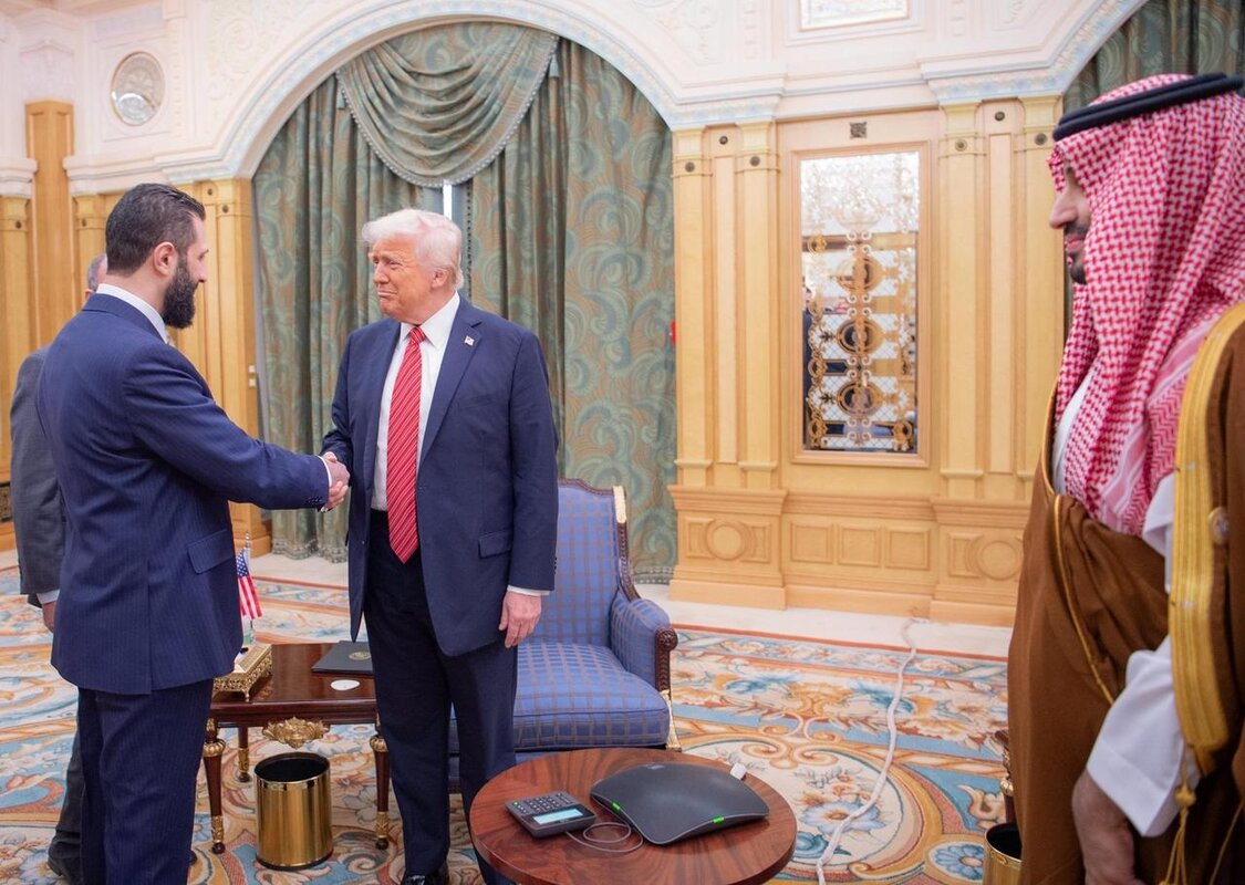 ترامب يدعو الأسد للانضمام إلى اتفاقيات إبراهيم بعد إعلان أمريكي مفاجئ بشأن العقوبات