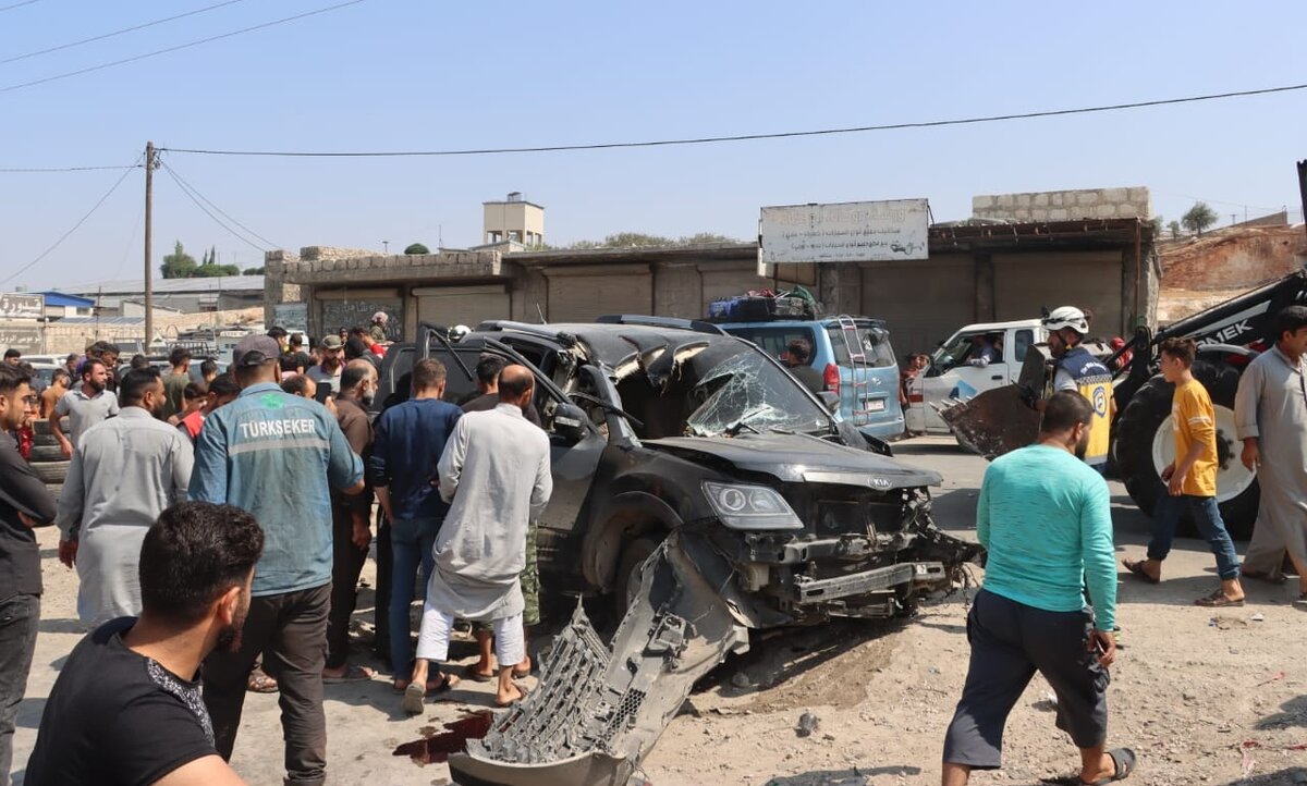مقتل شخصين في غارة جوية لطائرة مسيرة مجهولة الهوية شمال إدلب