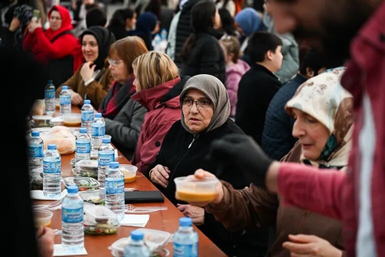 تقرير يكشف: التمييز الممنهج ضد المسلمين يتفاقم في هولندا.. والمنسق الوطني يحذر