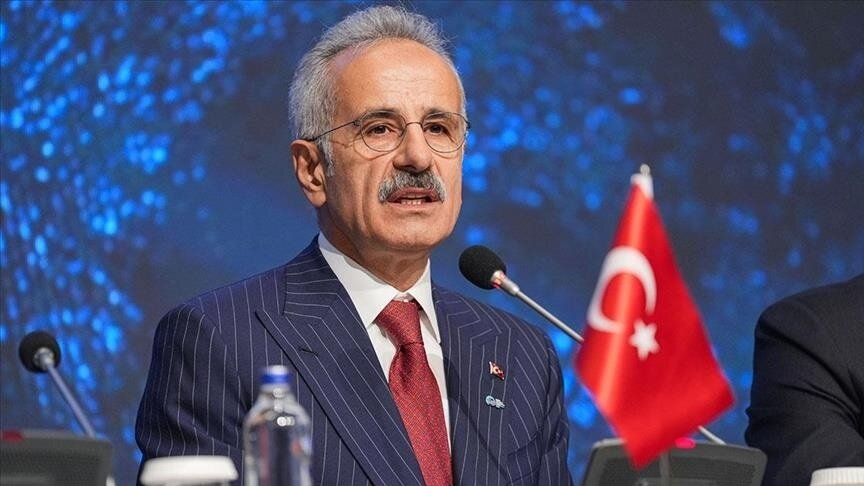 سوريا وتركيا توقعان اتفاقية تاريخية لتسهيل النقل البري الدولي المباشر