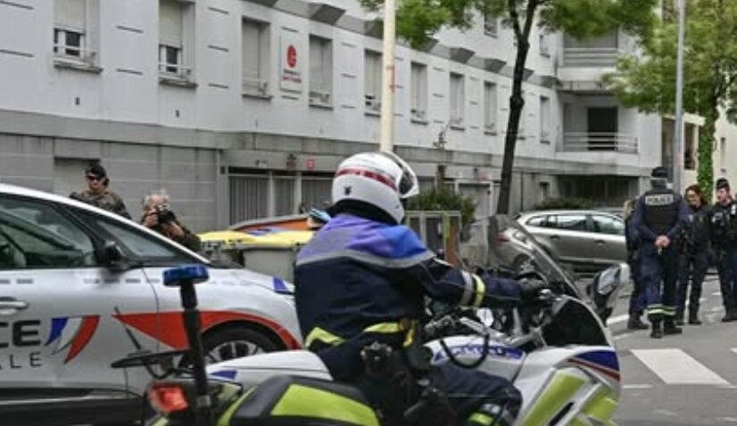 فرنسا: جريمة بشعة تهز مسجدًا في غارد.. طعن مصلٍّ حتى الموت وشبهة دوافع معادية للإسلام