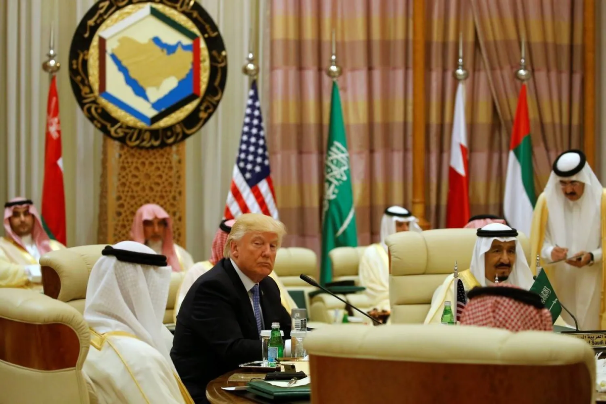 قمة خليجية أمريكية في الرياض: شراكة استراتيجية ورؤى جديدة للشرق الأوسط