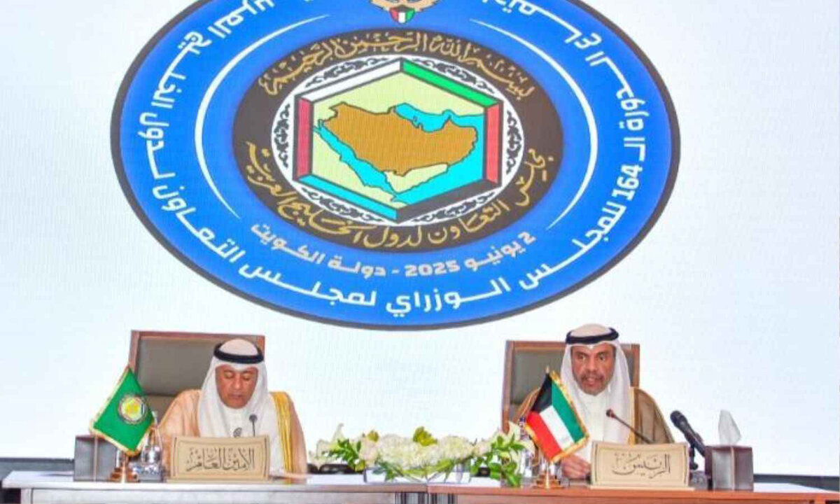 الكويت تعلن قرب افتتاح السفارة السورية وتكشف عن خطط خليجية لدعم سوريا