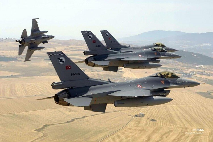 توتر في سماء سوريا: تقارير عن مواجهة وشيكة بين طائرات تركية وإسرائيلية