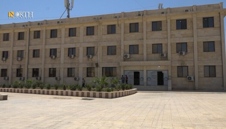 الإدارة الذاتية ترحب برفع العقوبات وتعتبرها خطوة نحو إعادة إعمار سوريا