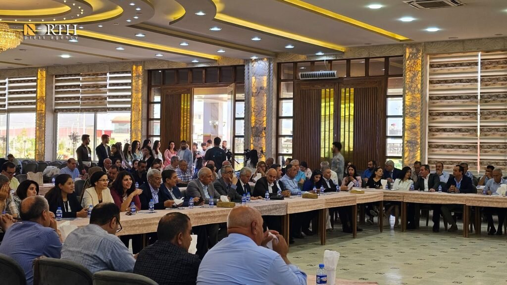 منتدى القامشلي يبحث مستقبل الوحدة الكردية وتأثيرها على سوريا