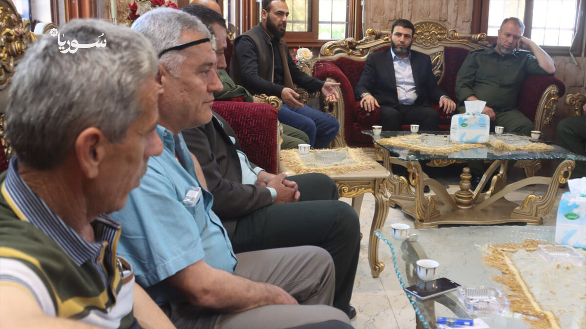 حماة: اجتماع طارئ لاحتواء التوتر الأمني في شطحة بعد تصاعد جرائم القتل