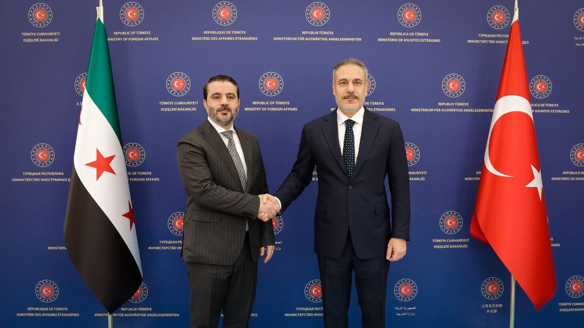 قمة أنقرة: تركيا والأردن وسوريا تتحدّث عن رفع العقوبات ودعم وحدة الأراضي السورية