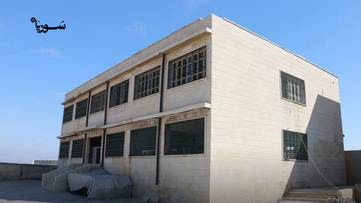 أزمة رواتب تطال معلمين منقولين من إدلب إلى حلب: معاناة مستمرة ومطالبات بالإنصاف