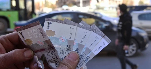 تدهور مستمر: أسعار صرف الليرة السورية مقابل الدولار والعملات الأجنبية اليوم السبت