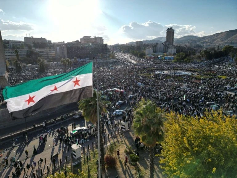 سوريا تتحرك لإنهاء تداعيات الماضي: إلغاء قرارات مصادرة بحق معارضين تطبيقاً لمرسوم رئاسي
