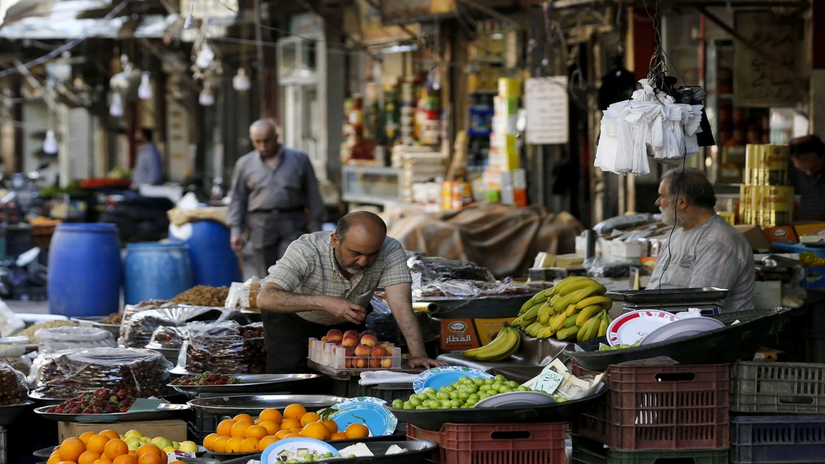 التموين تحذر التجار: لا تبرير لرفع الأسعار بعد زيادة الرواتب.. وضبوط مشددة للمخالفين