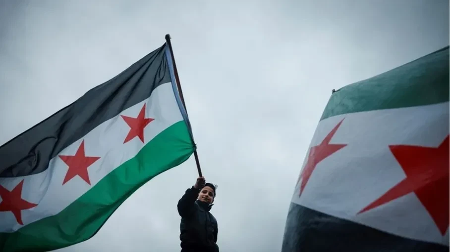 واشنطن تراجع العقوبات على سوريا وتدعم الحوار حول مستقبل الحكومة