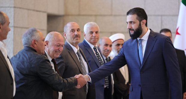 الرئيس الشرع يبحث مع وجهاء السويداء تعزيز الوحدة الوطنية وتمكين مؤسسات الدولة