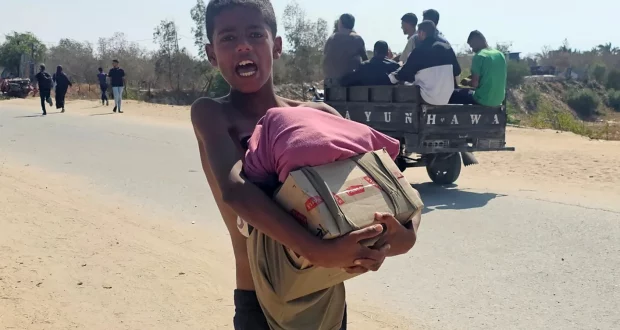 مأساة في غزة: 17 قتيلاً بينهم عائلة بأكملها في قصف إسرائيلي على خان يونس ورفح