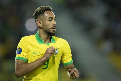رسميًا: مانشستر يونايتد يعزز هجومه بضم البرازيلي ماتيوس كونيا حتى 2030