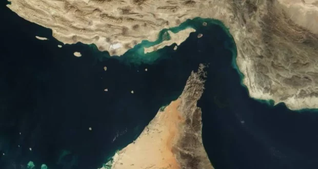 وسط تصاعد التوتر: إيران تلوّح بإغلاق مضيق هرمز الحيوي ردًا على هجوم إسرائيل