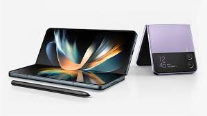 تسريبات تكشف عن ألوان Galaxy Z Flip 7: الأحمر المرجاني يتربع على القمة
