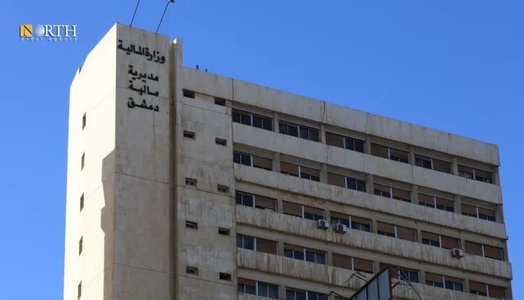 ضوء أخضر أمريكي لمبادرة قطرية لدعم رواتب موظفي القطاع العام في سوريا