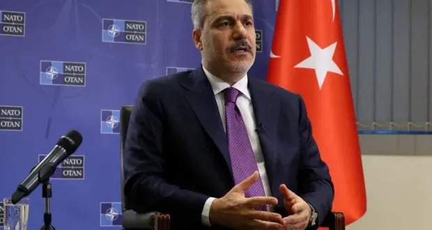 وزير الخارجية التركي يكشف تفاصيل محاولات لاغتياله وتسميمه بالزرنيخ والزئبق