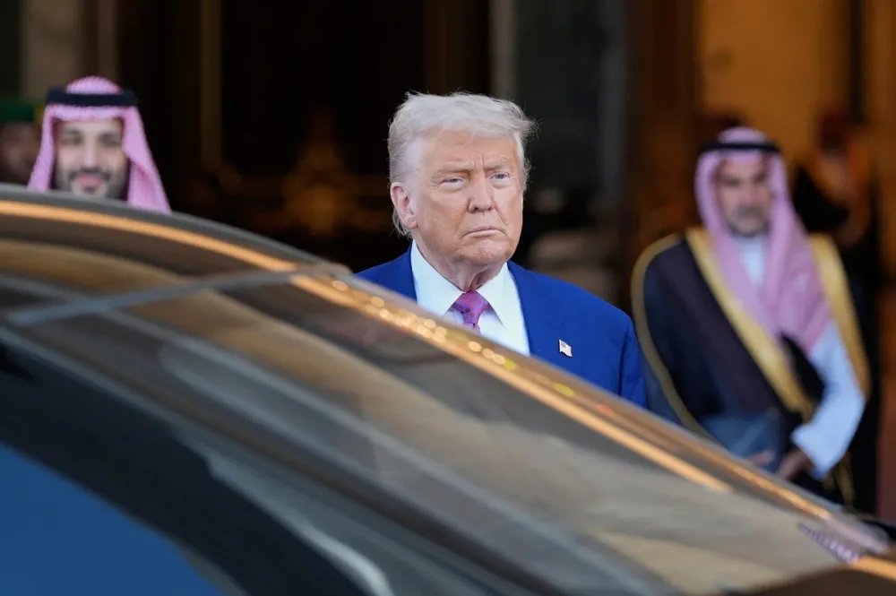 لقاء تاريخي في الرياض: ترامب والشرع يبحثان مستقبل سوريا بعد رفع العقوبات