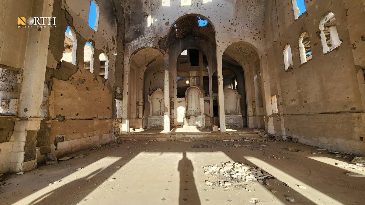 دير الزور: كنائس مدمرة وهجرة مسيحية مستمرة.. هل يعود المسيحيون إلى المدينة؟